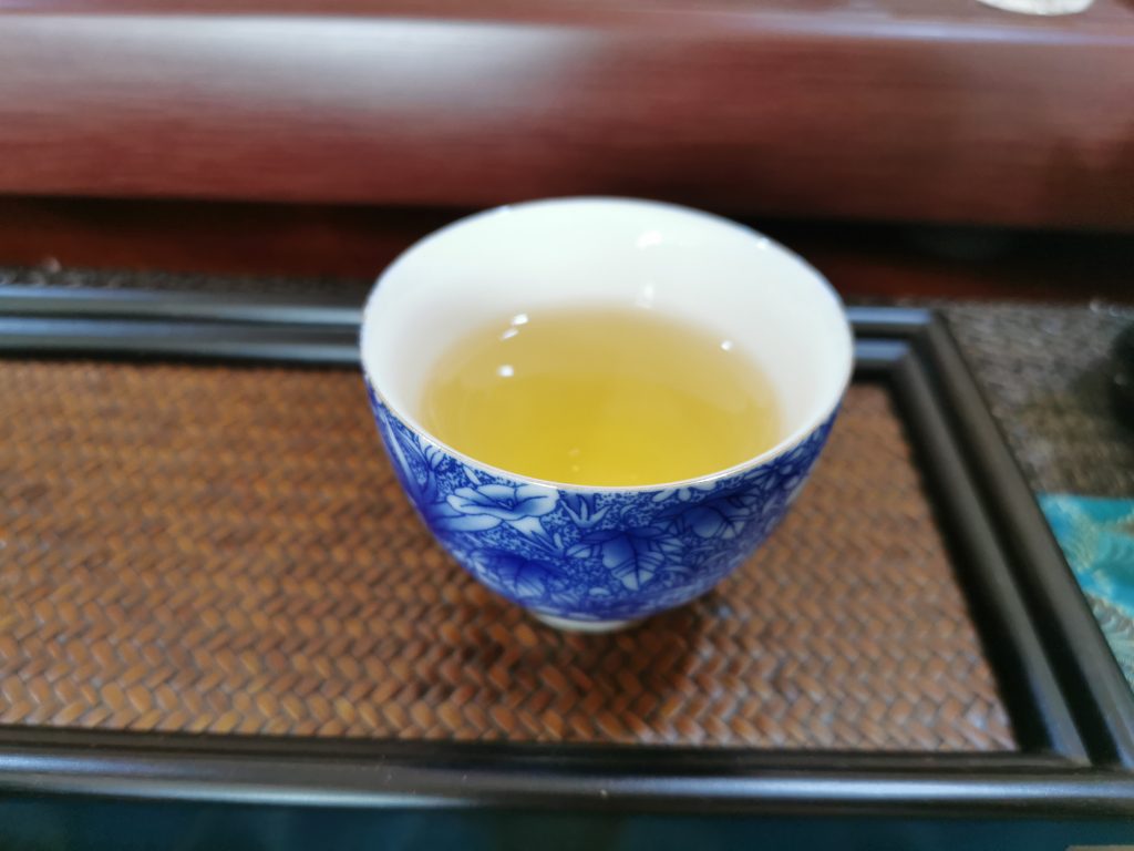 班盆普洱茶的口感