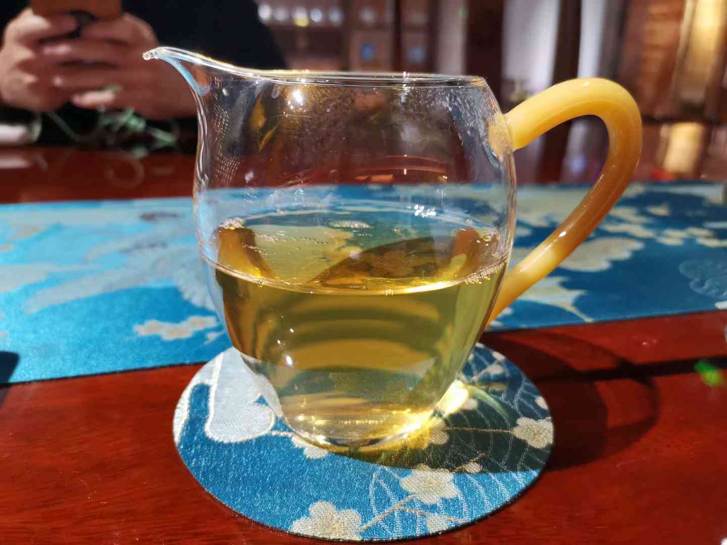 布朗山坝卡竜普洱茶特点