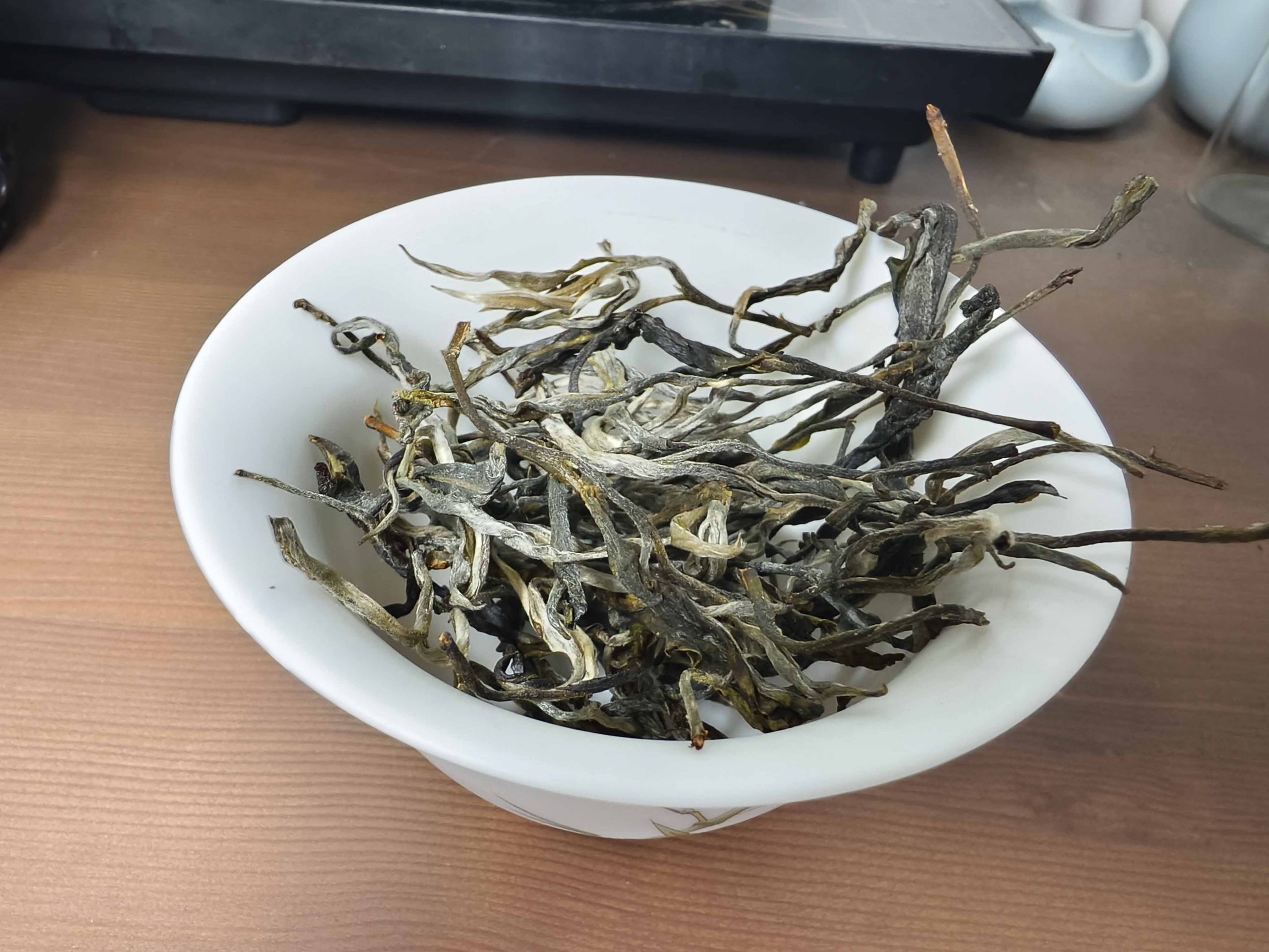 黑水梁子茶多少钱一斤？