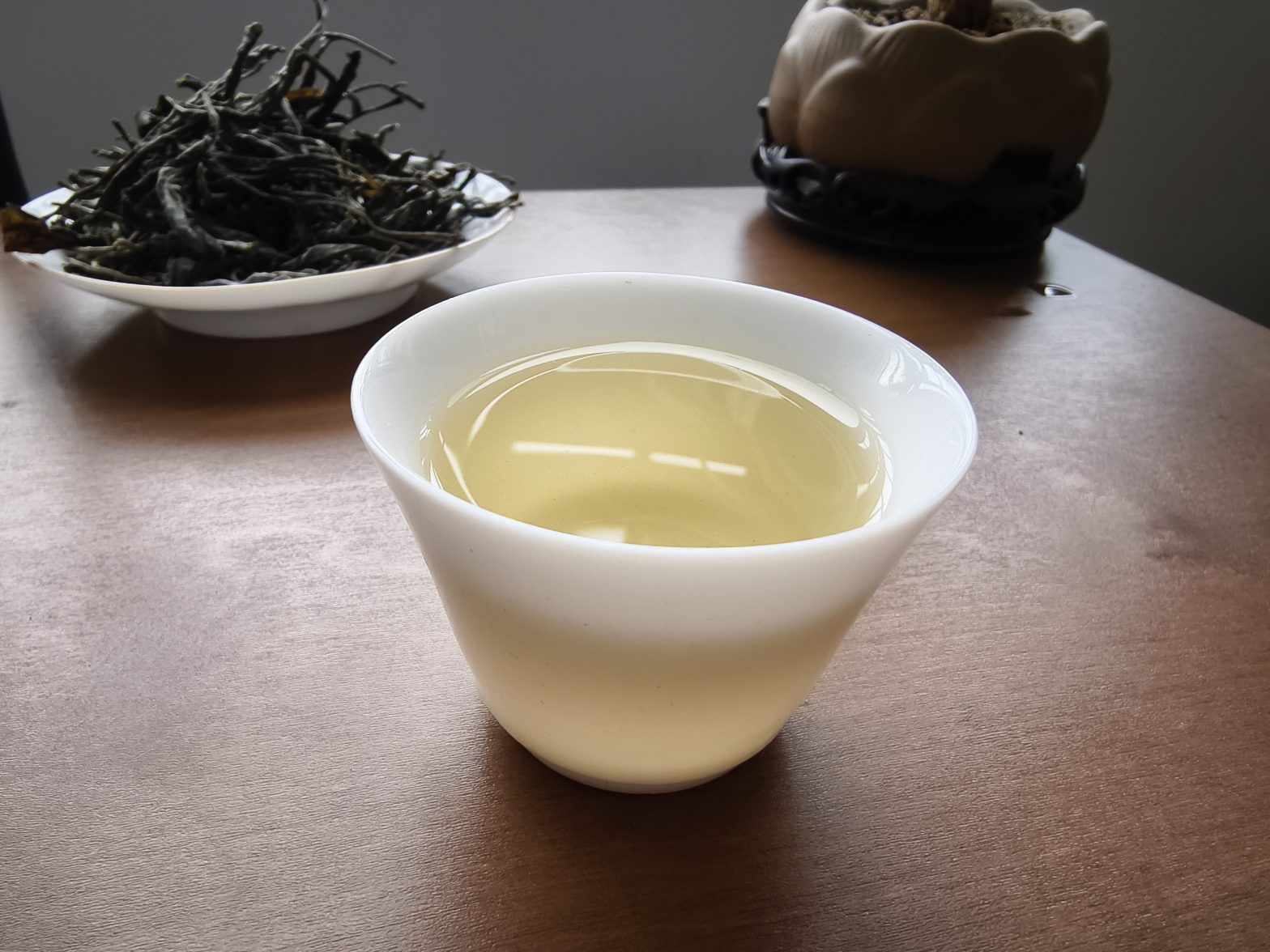 易武麻黑普洱茶：可品可藏，值得期待